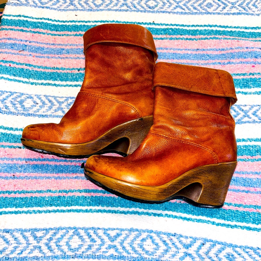 Dansko Wedge Boots sz 37